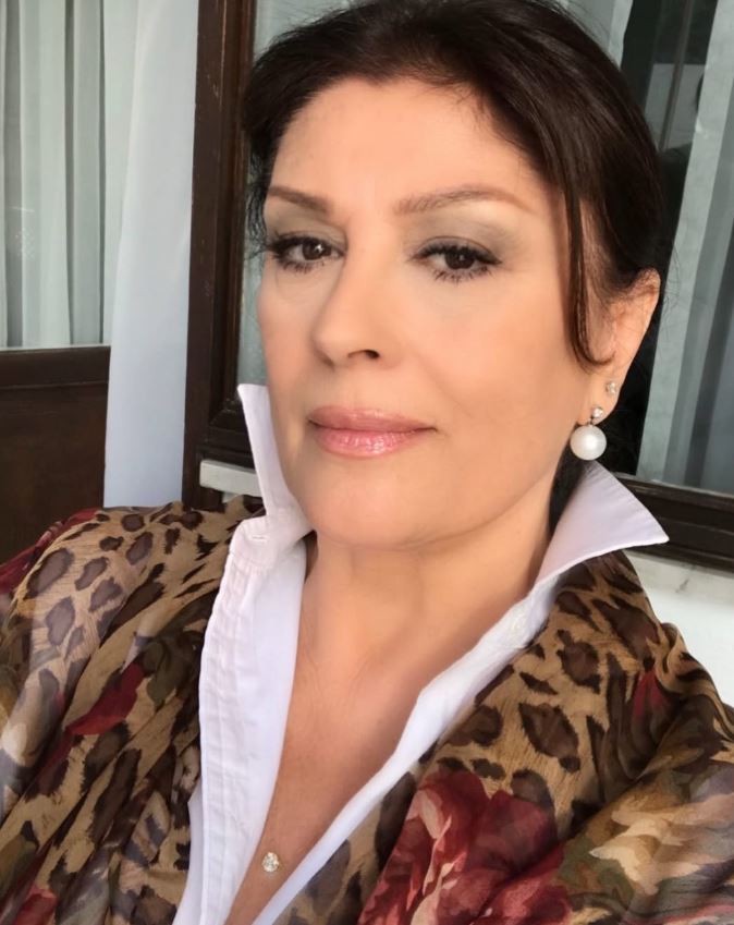 Yeşilçam'ın Efsanesi Gülşen Bubikoğlu, 71 Yaşında Yıllara Meydan Okuyor!