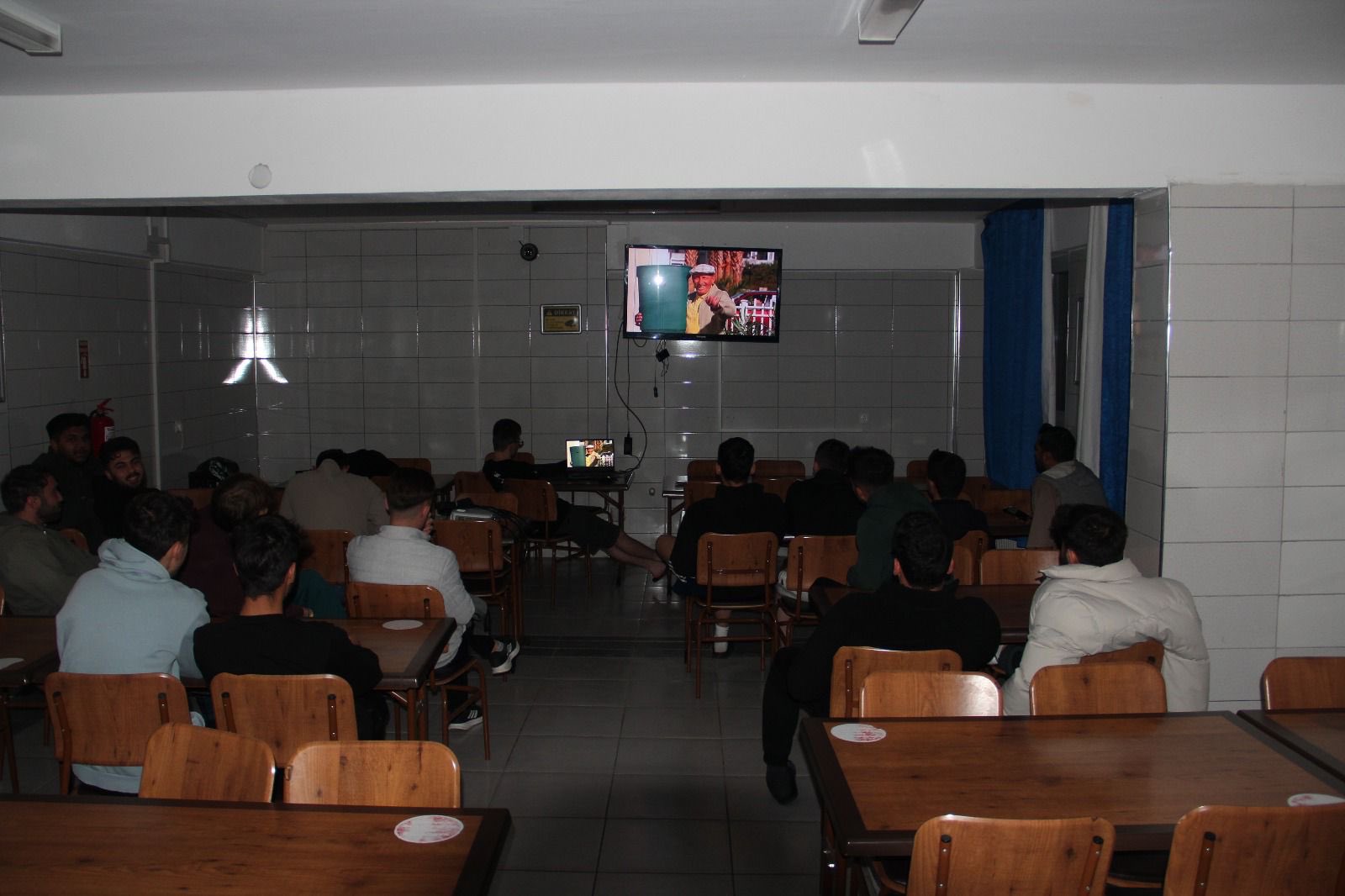 Yurtlarda Faaliyetler Bitmiyor