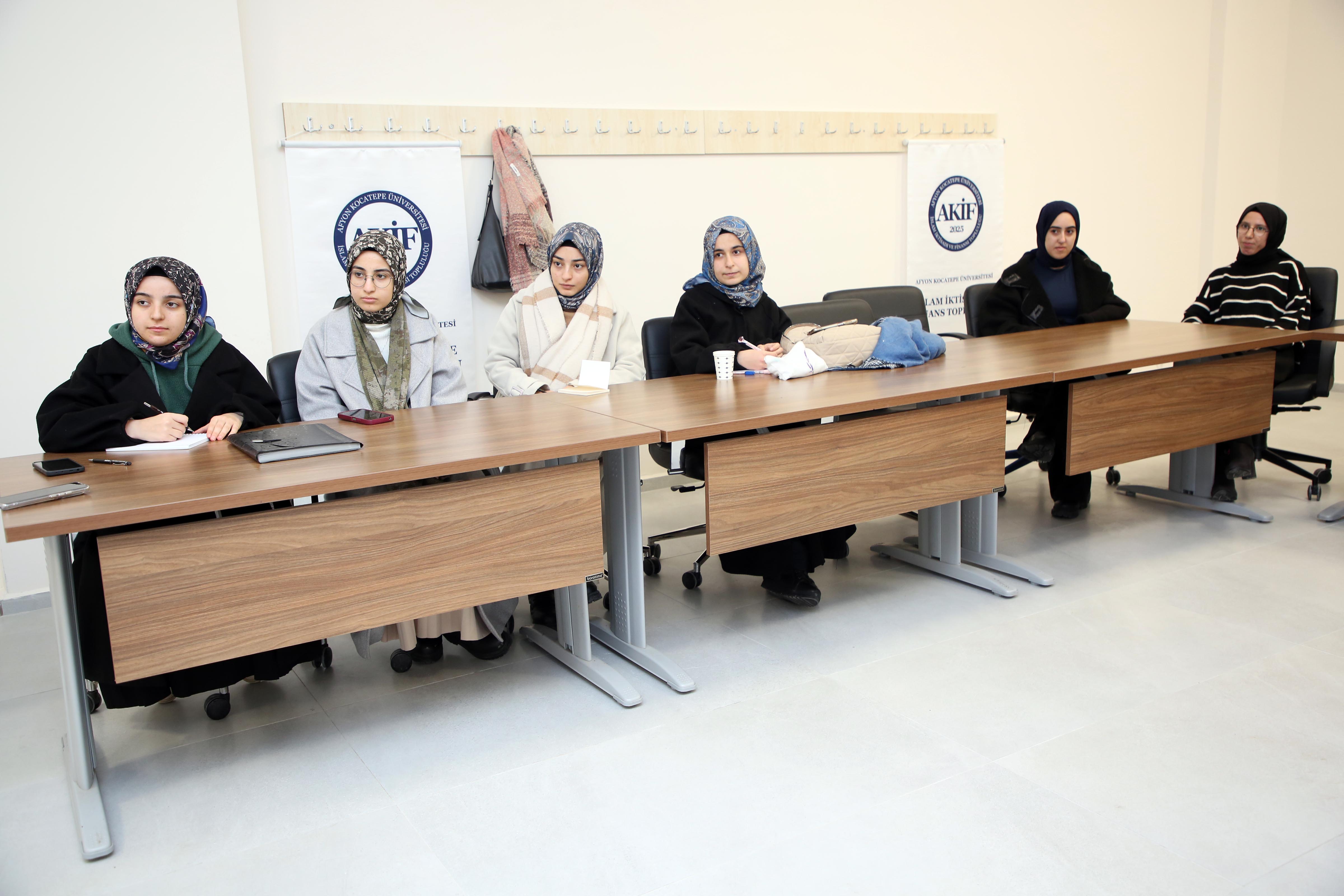 AKÜ’de Fıkıh Okumaları: Modern Dünya ve İslami İktisat Perspektifi