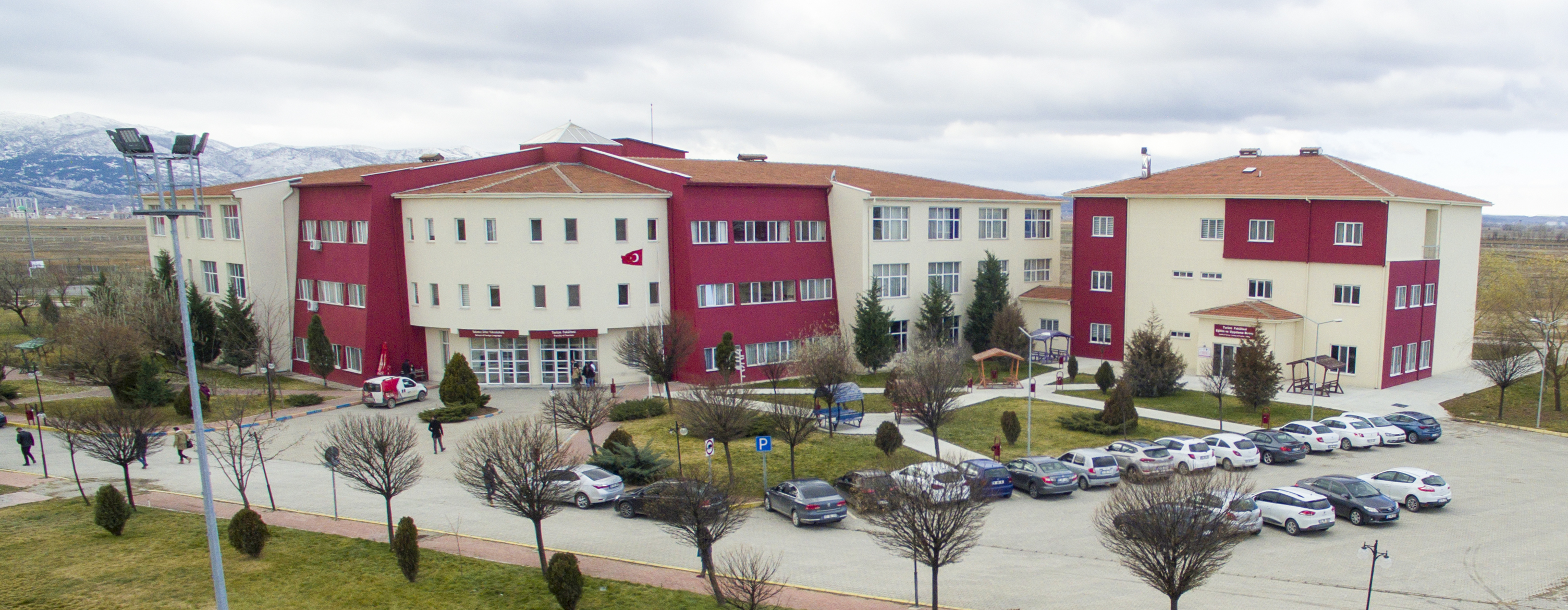 Turizm Eğitiminde Zirve:AKÜ'den Tarihi Akreditasyon Başarısı