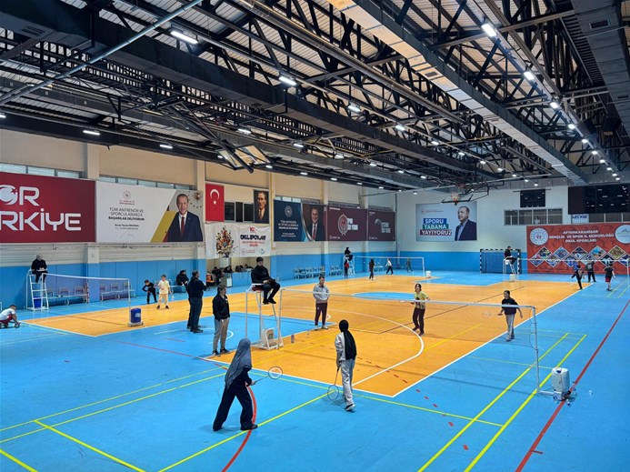 15 Yaş Altı Badminton İl Birinciliği Tamamlandı