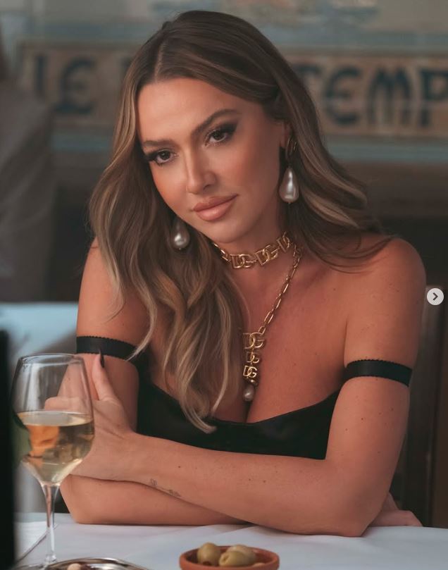Şarkıcı Hadise’nin İran Paylaşımına Gazeteci Fulya Öztürk’ten Tepki