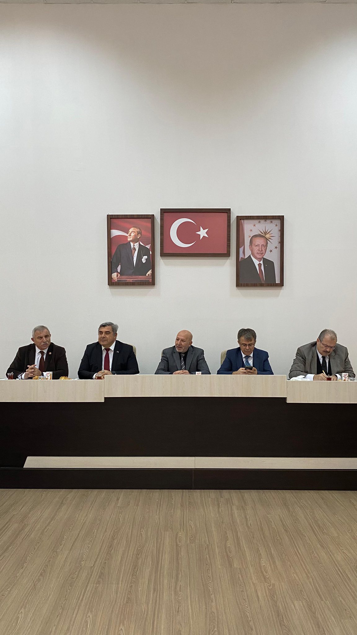 Afyonkarahisar'da "Genç Sesler Mecliste" Projesiyle Öğrenciler Yerel Yönetimi Deneyimledi