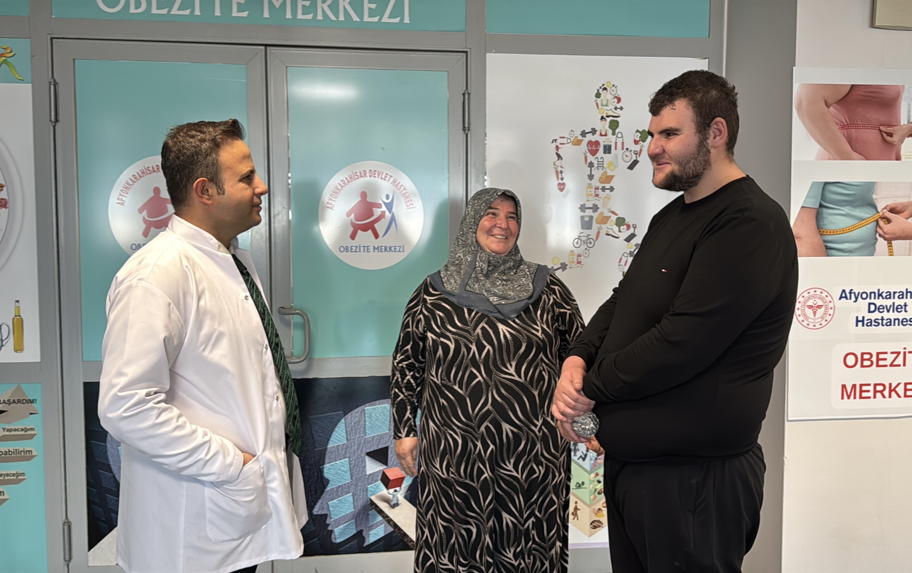 Abur Cubur Alışkanlığı 198 Kiloya Çıkardı, Ameliyat Sonrası 6 Ayda 50 Kilo Verdi!