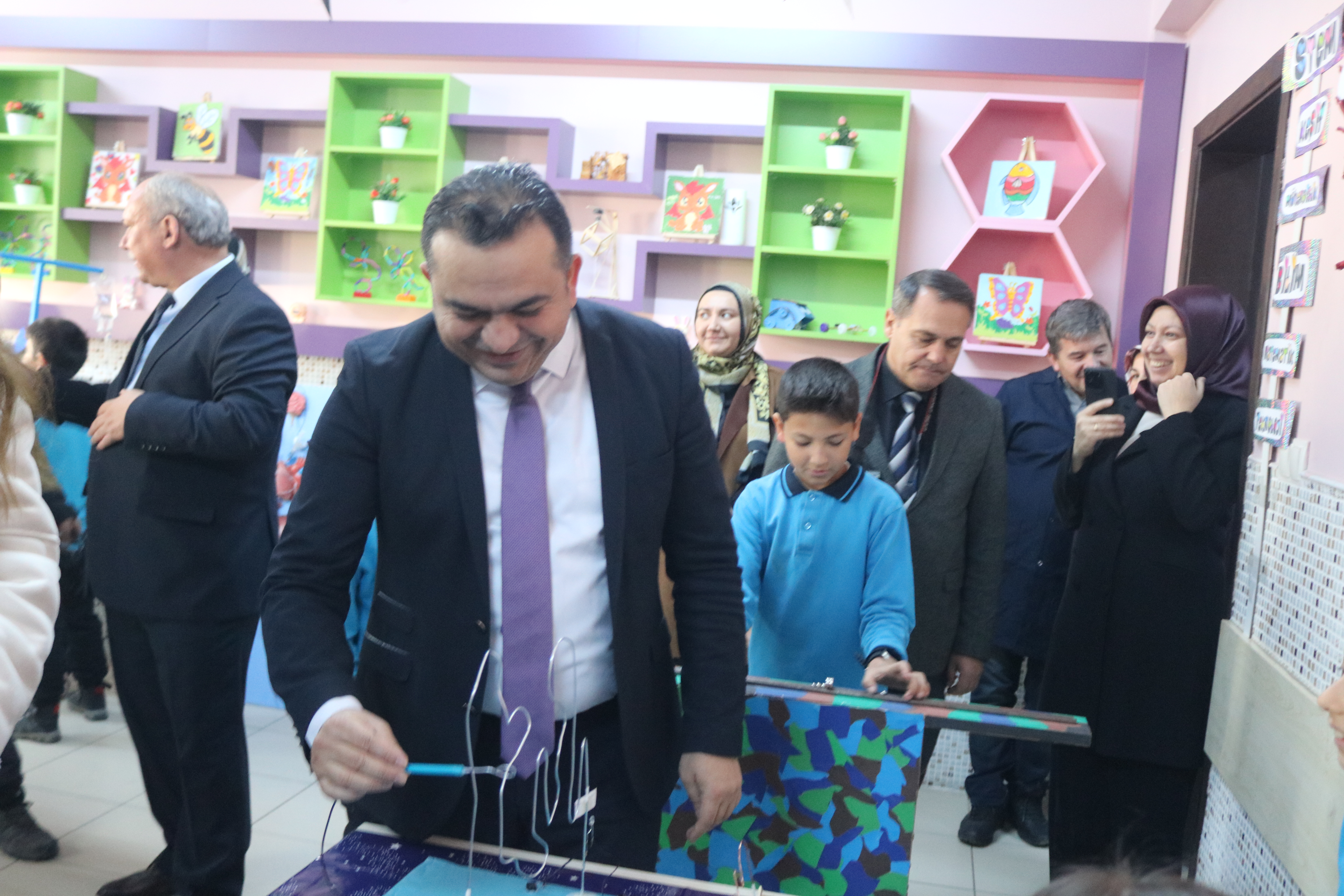 Afyon’da Karne Sevinci: 143 Bin Öğrenci Yarıyıl Tatilinde