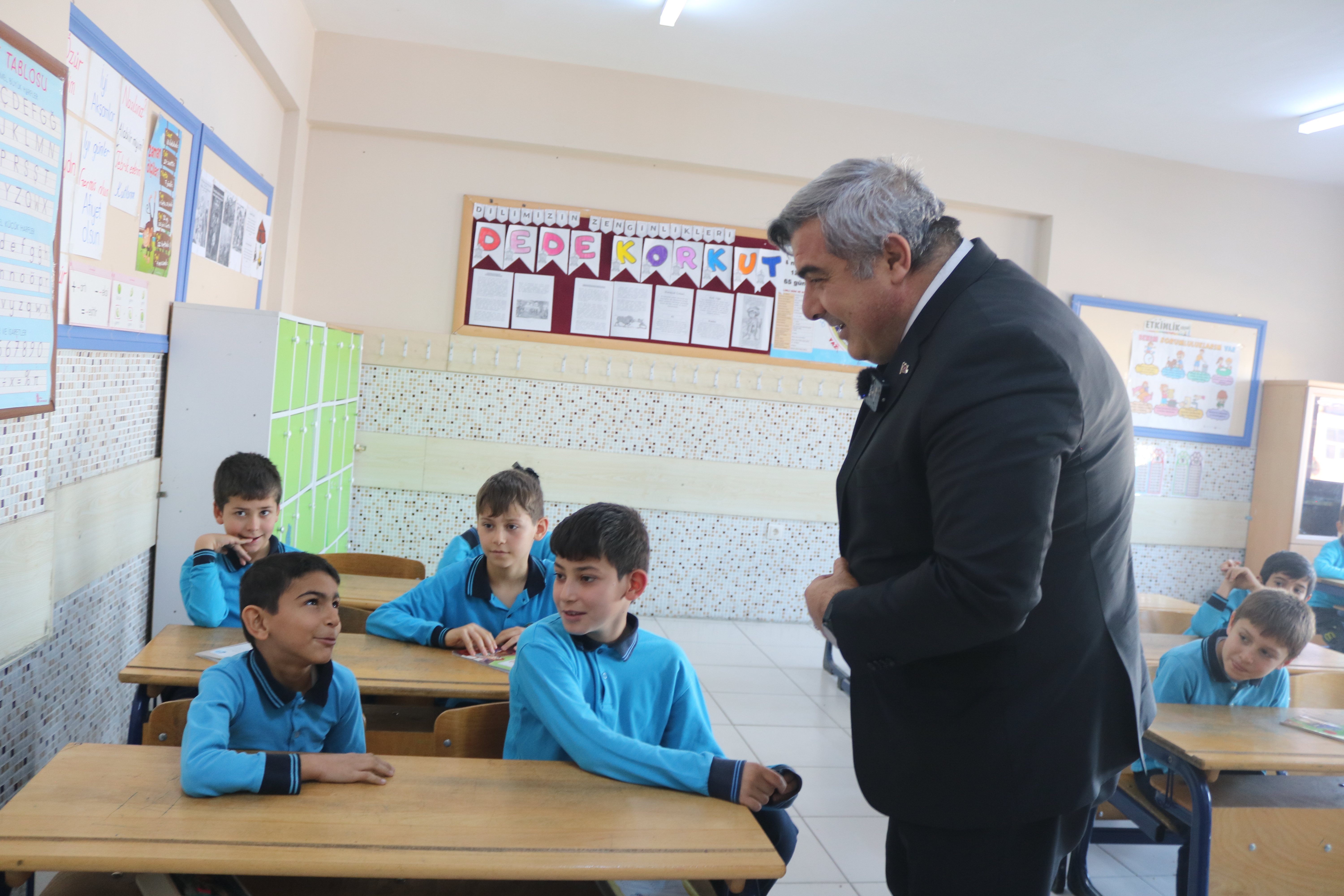 Afyon’da Karne Sevinci: 143 Bin Öğrenci Yarıyıl Tatilinde