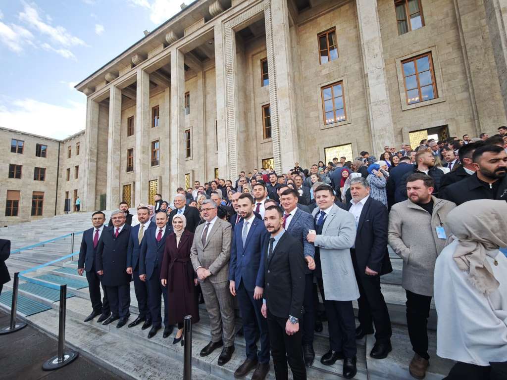 Afyonkarahisar Heyeti Cumhurbaşkanı Erdoğan’la Bir Araya Geldi