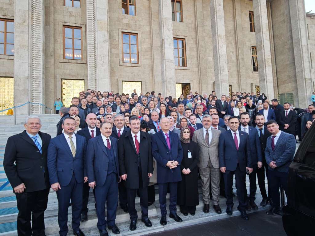 Afyonkarahisar Heyeti Cumhurbaşkanı Erdoğan’la Bir Araya Geldi