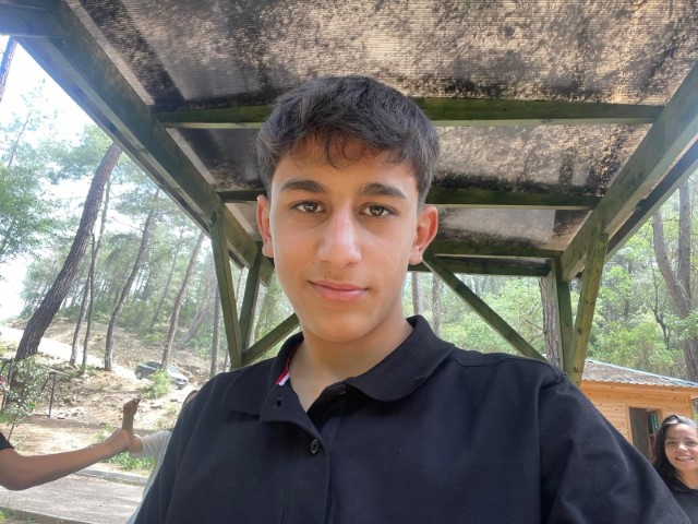 "18 Yaş Altı Bir Çocuk Eline Tüfek Alabiliyorsa Bunun Cezası Olmalı"