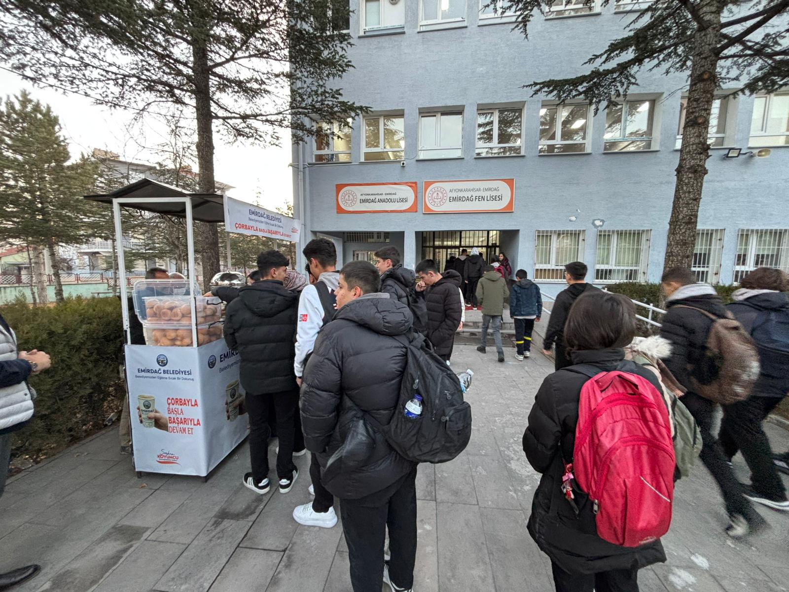 Başkan Koyuncu’dan Eğitime Güçlü Destek: Öğrenciler Güne Sıcak Çorbayla Başlıyor