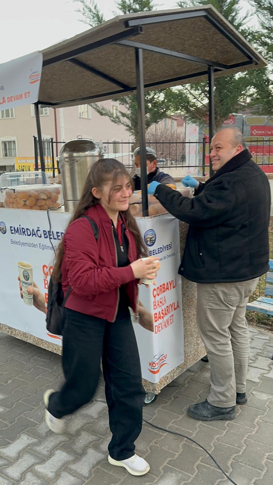 Başkan Koyuncu’dan Eğitime Güçlü Destek: Öğrenciler Güne Sıcak Çorbayla Başlıyor