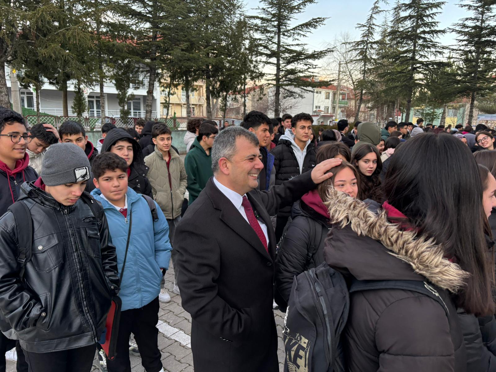 Başkan Koyuncu’dan Eğitime Güçlü Destek: Öğrenciler Güne Sıcak Çorbayla Başlıyor