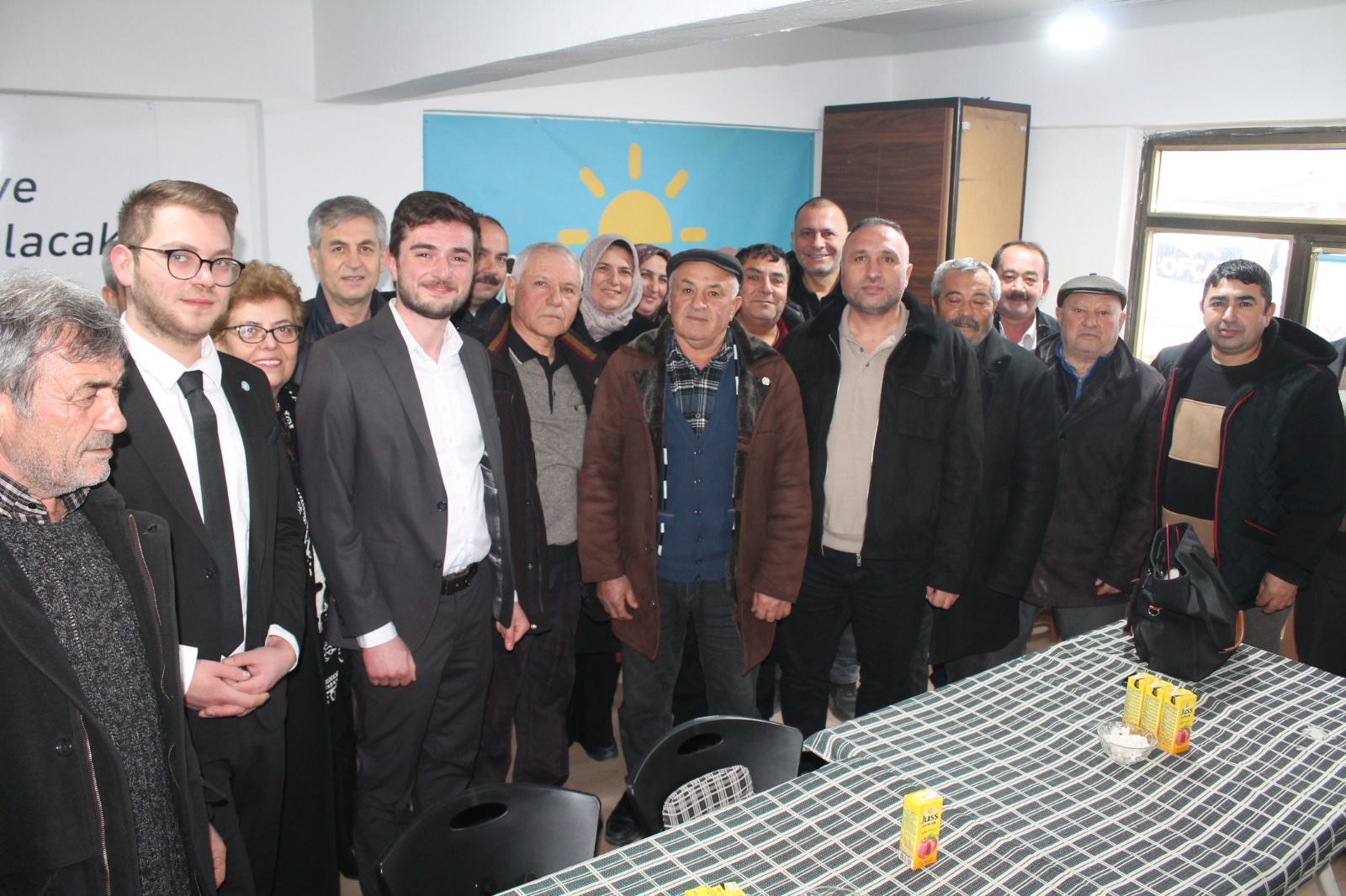 Çay’da İki Meclis Üyesi İYİ Parti Saflarında