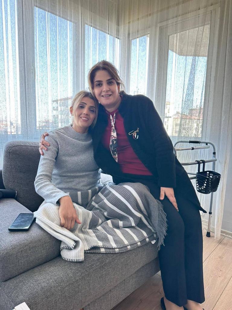 Engelli Vatandaşa Akülü Sandalye Teslim Edildi