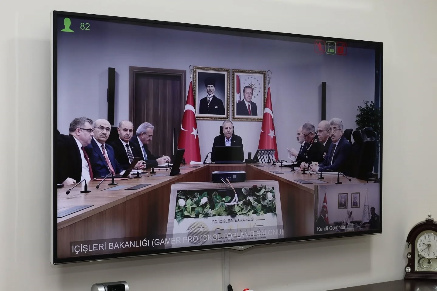 Afyonkarahisar’ın Huzuru İçin Ankara ile Çevrimiçi Zirve