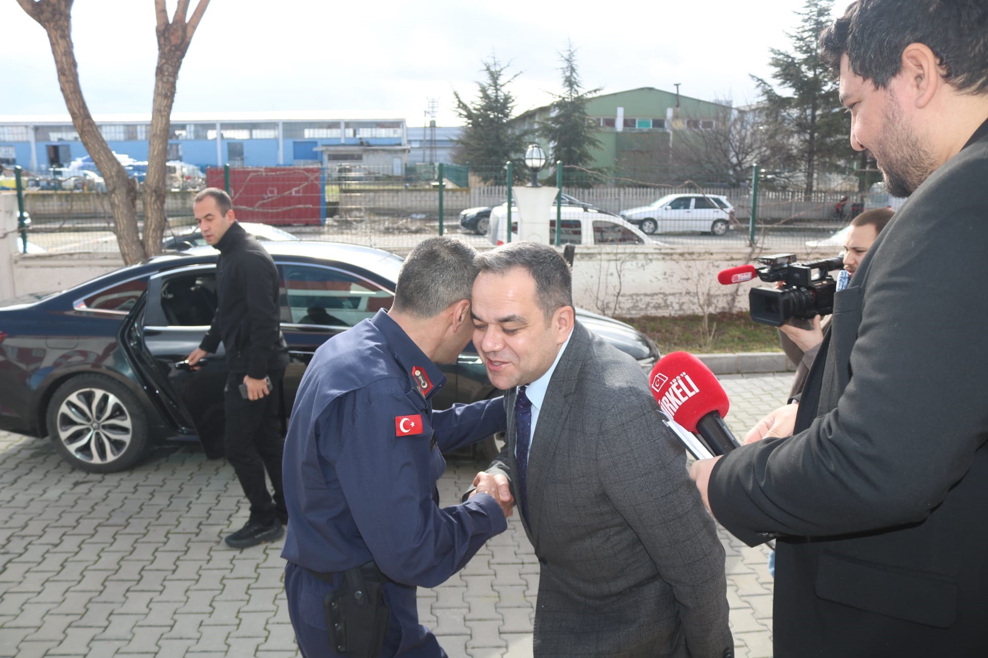 Jandarma Albay Murat Kaya’dan İş İnsanı Önder Artuk'a Ziyaret