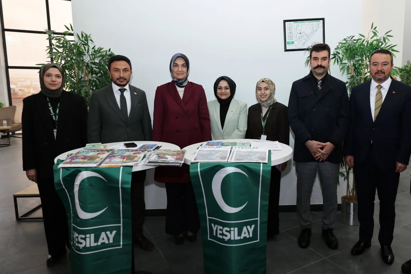 Sandıklı’daki Muhtarlar Akademisi Programında 335 Muhtar Aynı Anda Yeşilay Üyesi Oldu