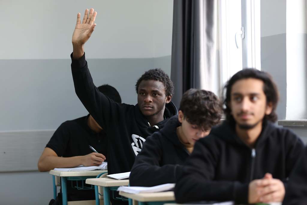 TDV Uluslararası Burs Programlarına Başvurular Başladı