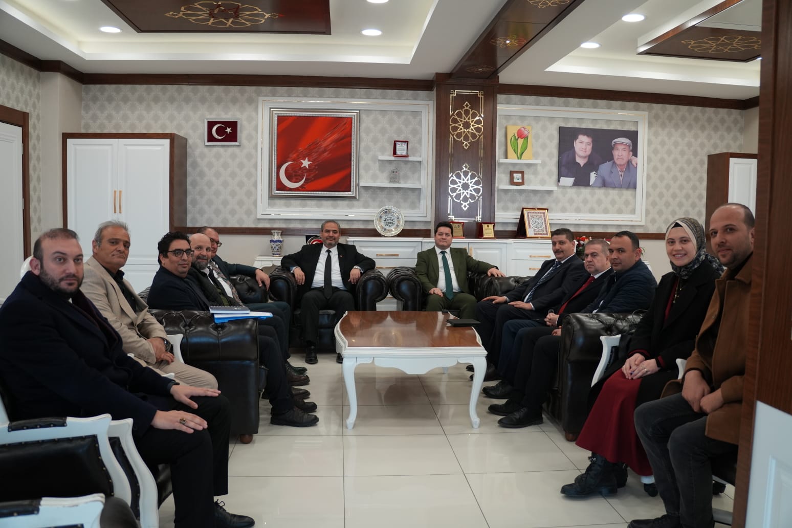 Bolvadin’de Eğitim Hamlesi: 4 Yıllık Fakülte İçin İmzalar Atıldı