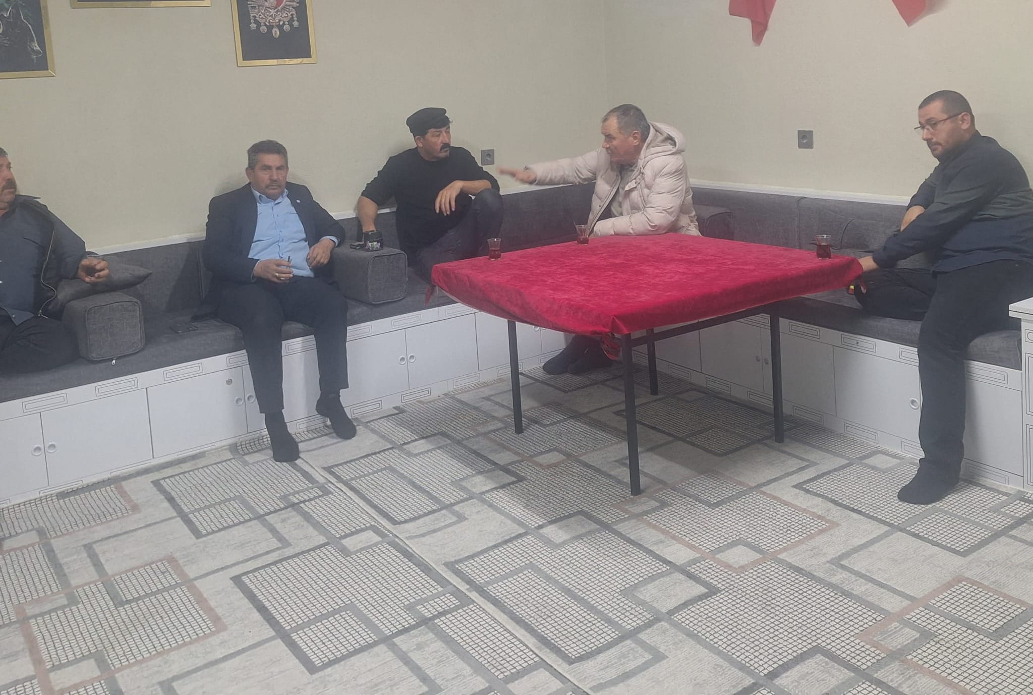 İYİ Partili Köken: "Çiftçimiz ve Esnafımız Zor Durumda"