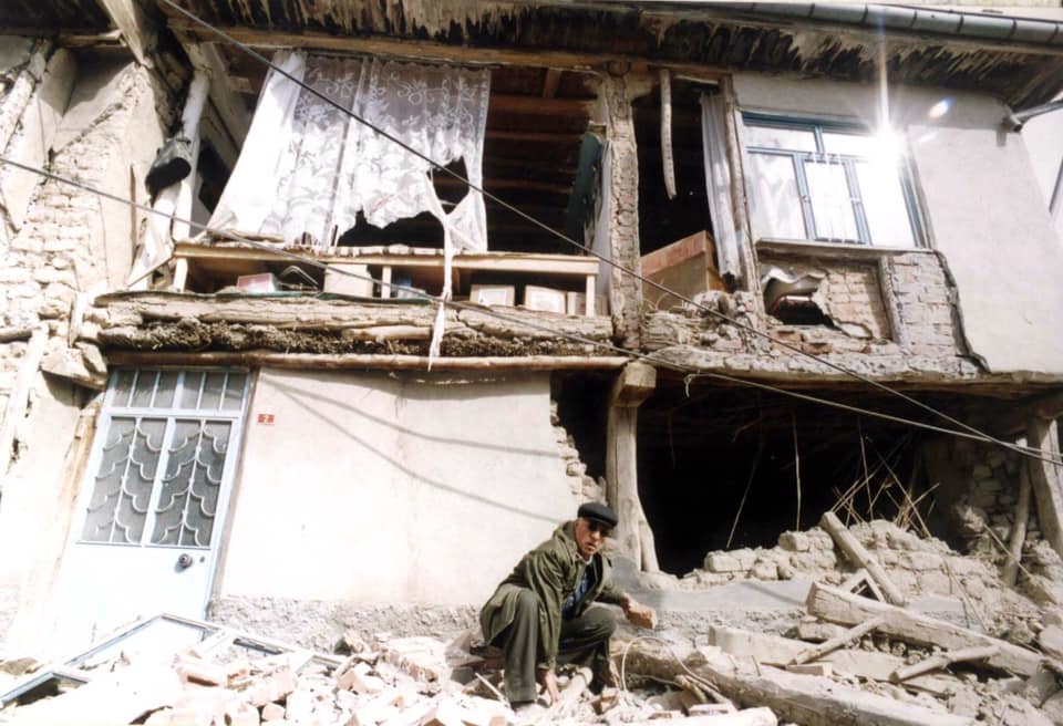 Afyonkarahisar 24 Yıl Önce Bugün Sallandı: Acı Hala Taze!