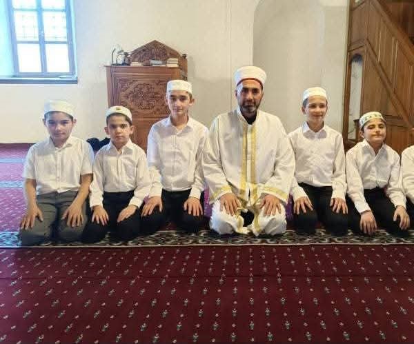 Afyon’da Ramazan Coşkusu: İlk Teravihte Camiler Doldu-1