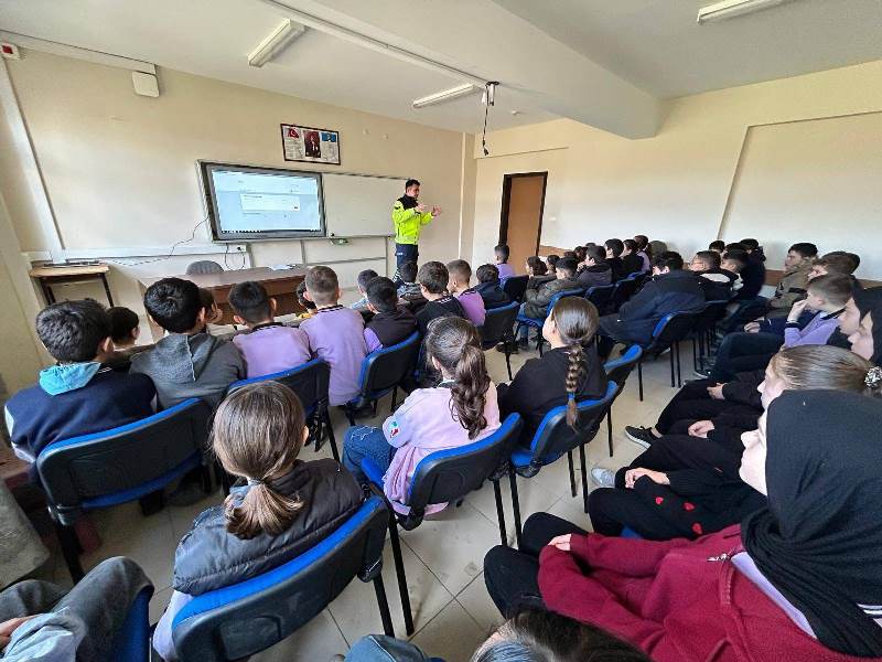 Afyonkarahisar’da Jandarmadan Trafik Bilinci Seferberliği