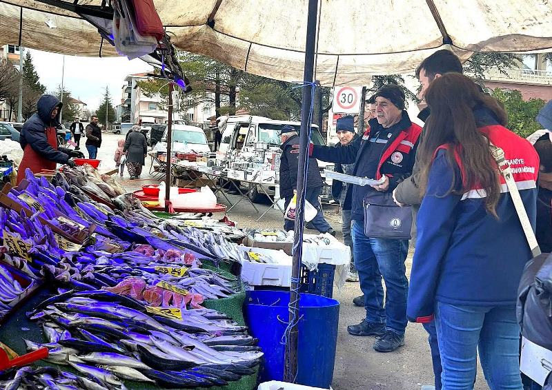 Afyonkarahisar’da Su Ürünleri Satış Noktalarına Sıkı Denetim