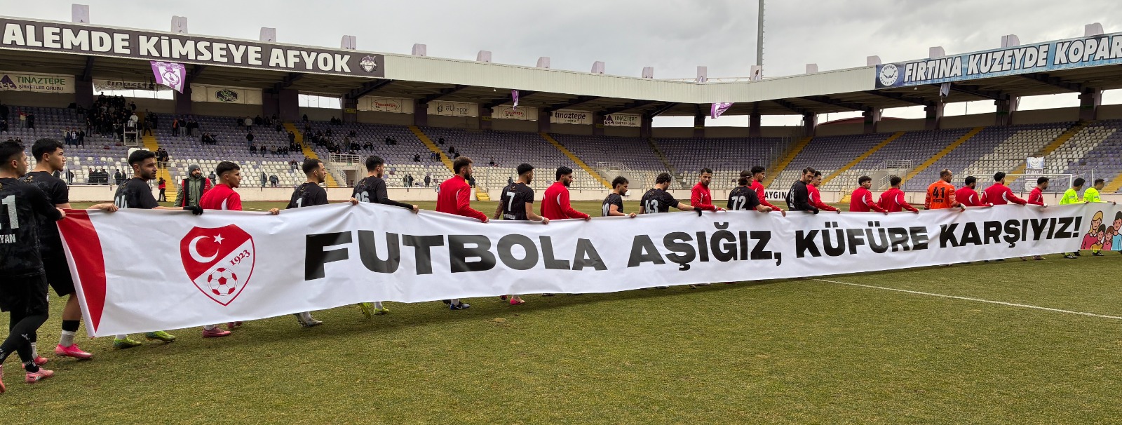 Afyonspor Balıkesirspor’a Boyun Eğdi