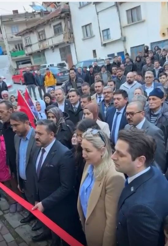 Anahtar Parti’de Teşkilat Atağı: Afyon’da Yeni Atamalar ve 80 Kişilik Katılım