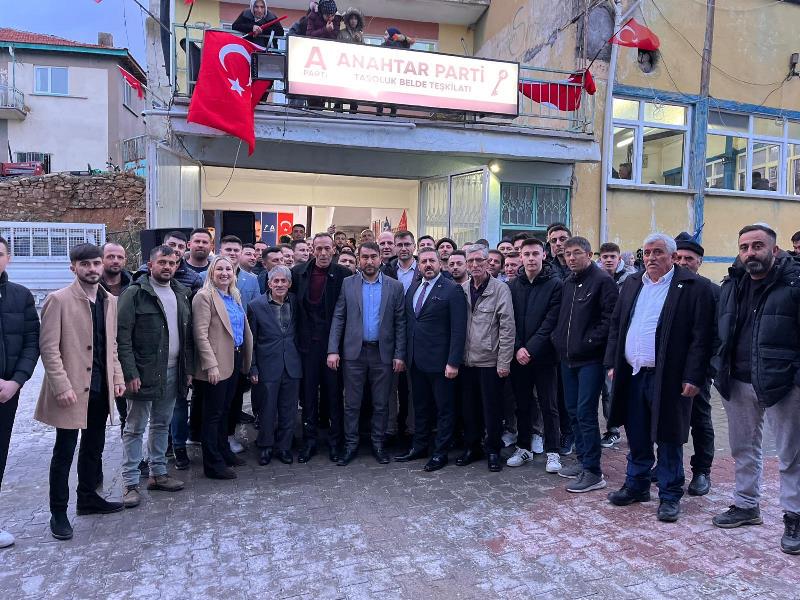 Anahtar Parti’de Teşkilat Atağı: Afyon’da Yeni Atamalar ve 80 Kişilik Katılım