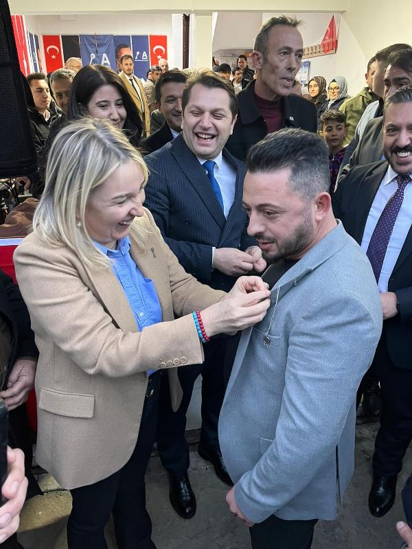 Anahtar Parti’de Teşkilat Atağı: Afyon’da Yeni Atamalar ve 80 Kişilik Katılım