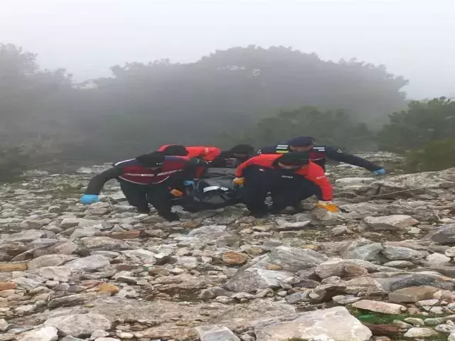 Define Ararken Ölen Arkadaşlarını Uçuruma Mı Attılar? Şüpheli Ölümde Kan Donduran İfadeler