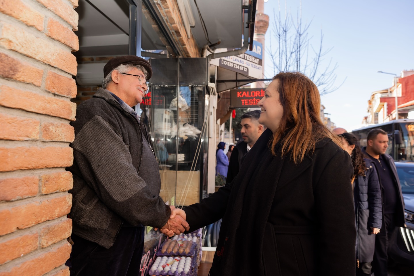 Başkan Köksal Milli Birlik Caddesi Esnafıyla Buluştu