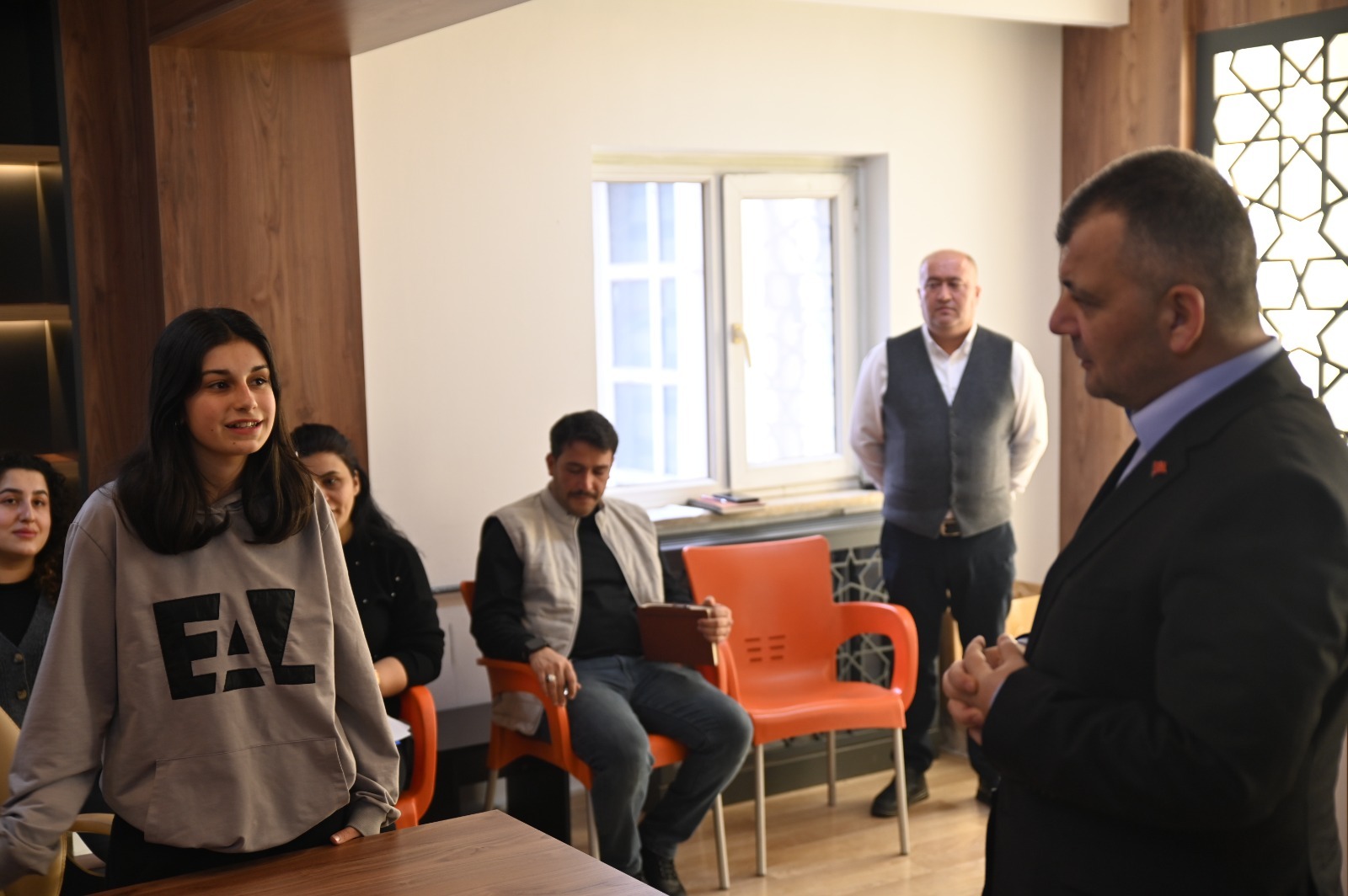 Başkan Koyuncu, Gençlik Meclisi Toplantısında Gençlerle Buluştu