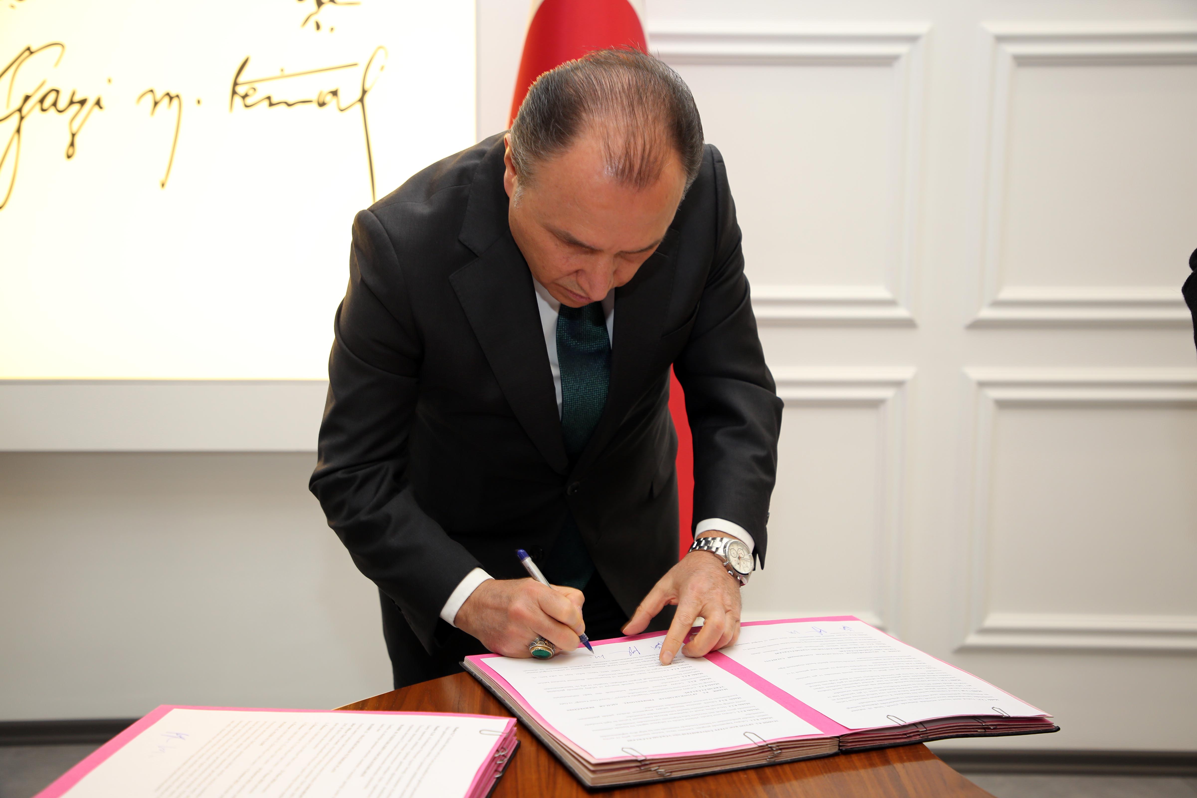 GastroAfyon İçin Güç Birliği Protokolü İmzalandı