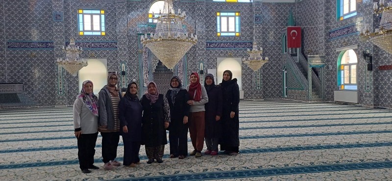 Gönüllüler Ramazan Ayı Öncesinde Camileri Temizledi