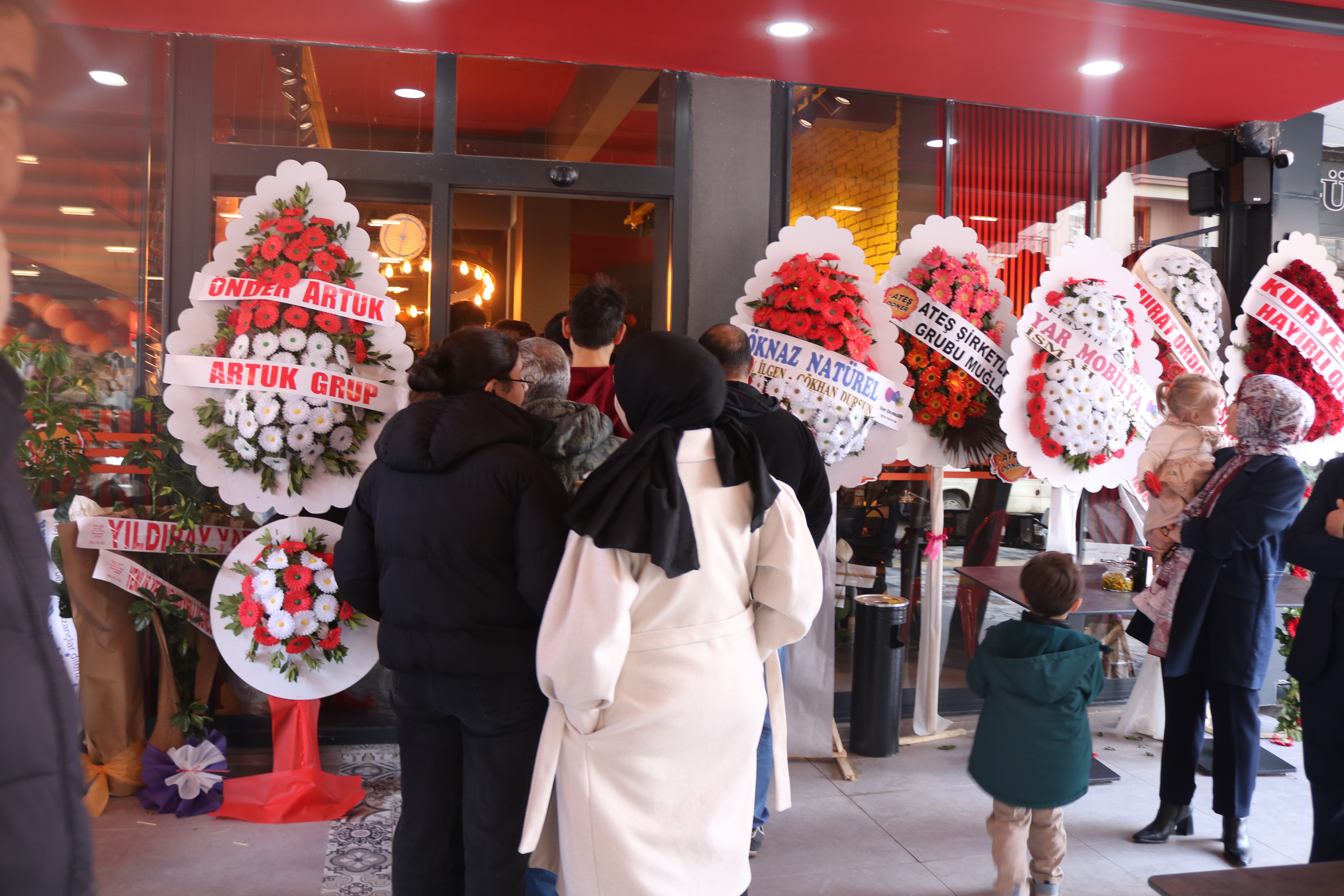 Afyonkarahisar'da Yeni Lezzet Noktası: Ateş Döner Açıldı