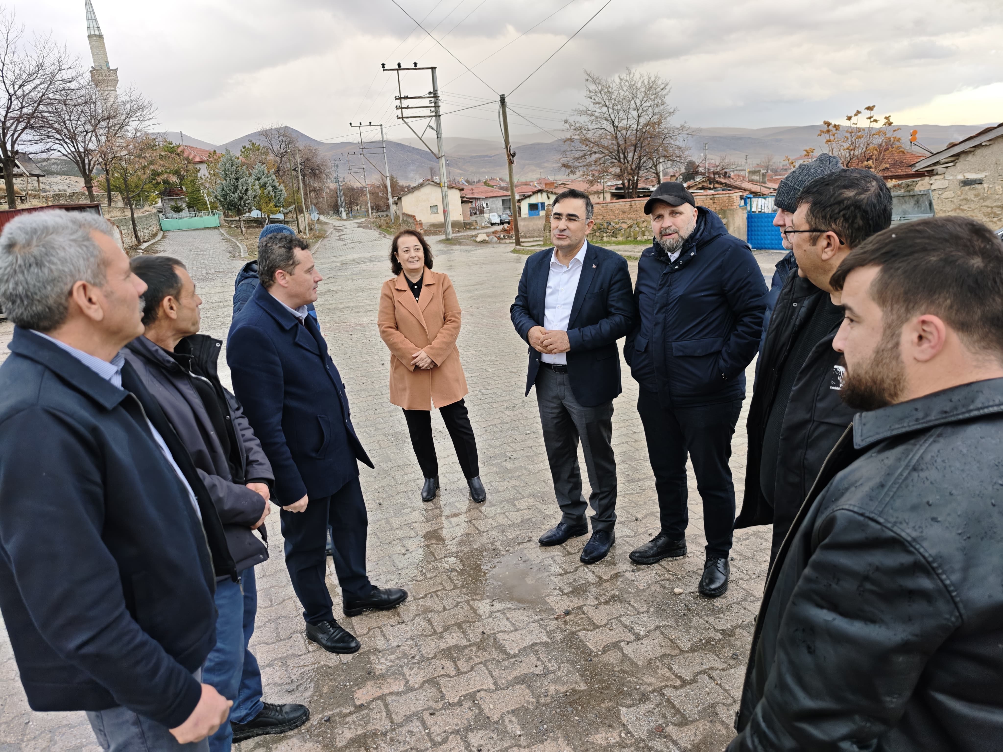 Milletvekili Arslan’dan Bolvadin Çıkartması: Esnafın ve Çiftçinin Talepleri Bakanlık Yolunda