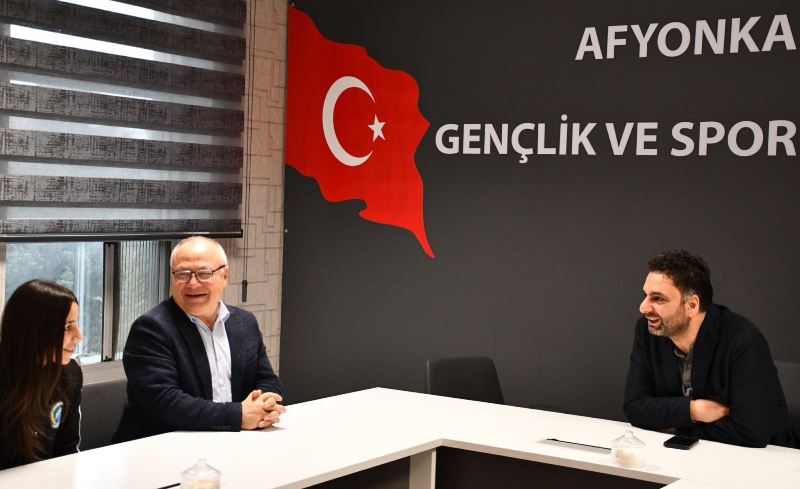 Milli Güreşçilerden İl Müdürü Aslan’a Ziyaret