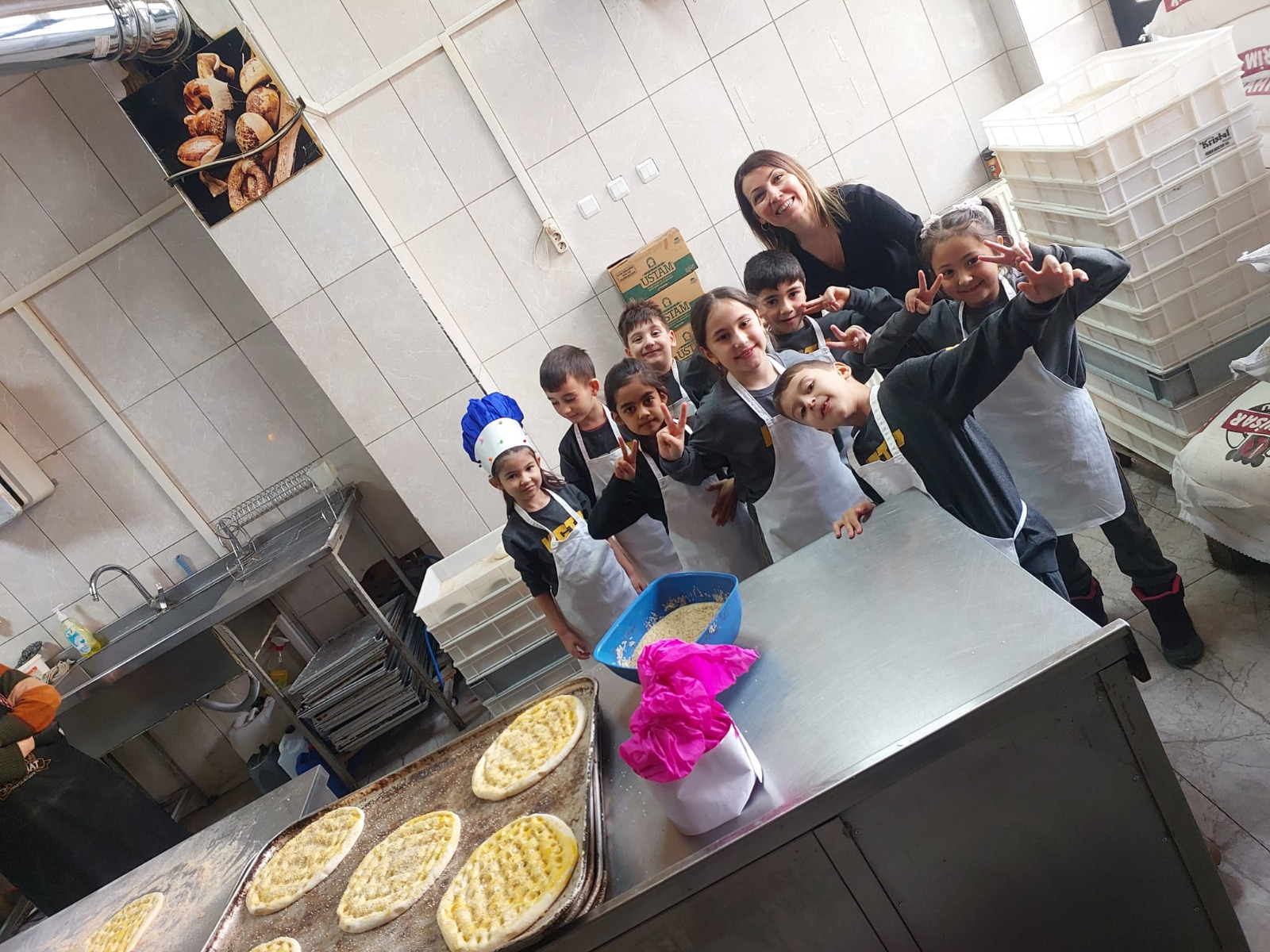 Minik Öğrencilerden Ramazan Pidesi Etkinliği