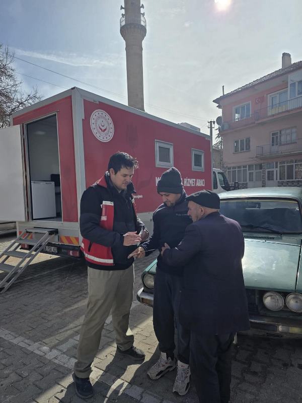 Mobil Sosyal Hizmet Kızılören’de Vatandaşın Kapısına Gitti