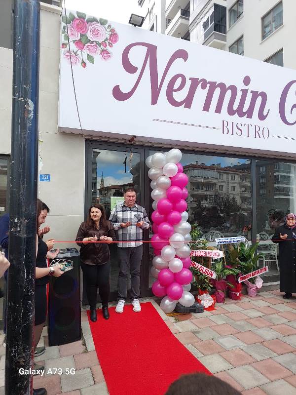 Nermin Cafe Bıstro Afyonkarahisar’da Kapılarını Açtı