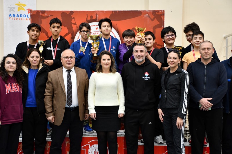 Okul Sporları Yıldız Erkekler Tenis Müsabakaları Tamamlandı