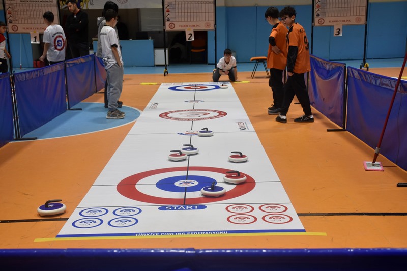 Osmanköy Ortaokulu Floor Curling’de Zirvede