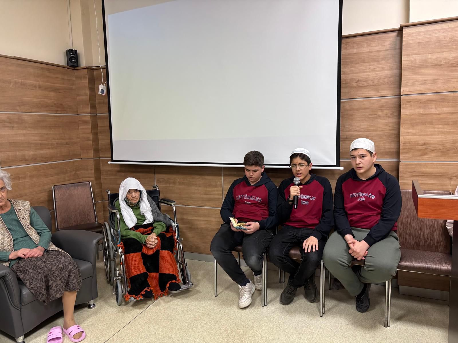 Sandıklı Hüseyin Develi Huzurevi’nde, Ramazan Programı