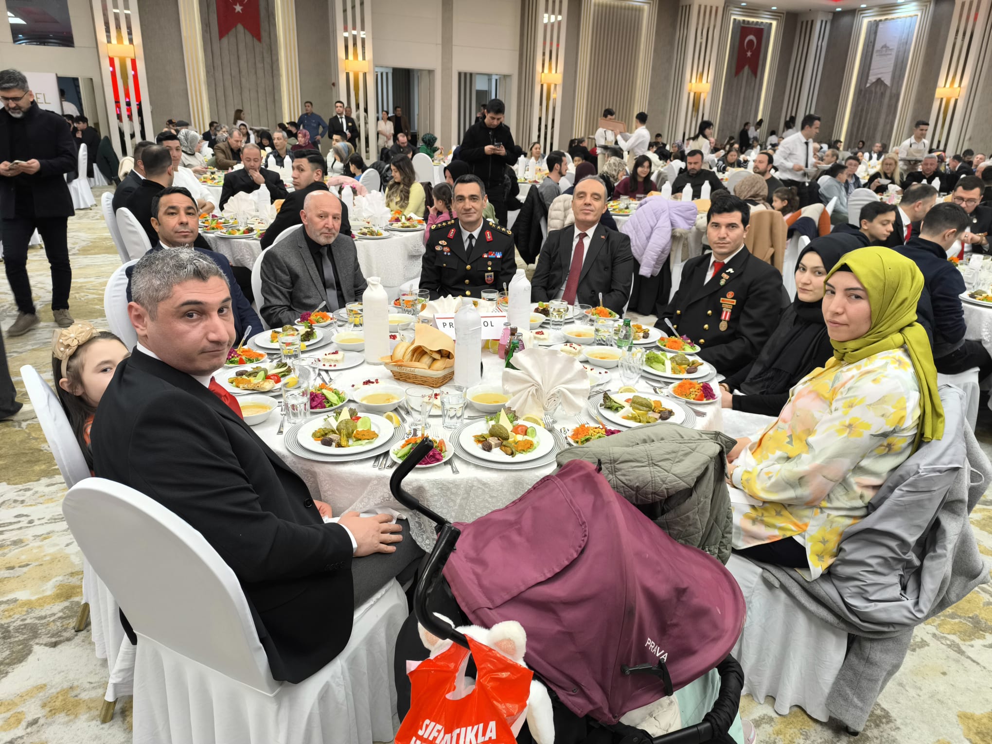 Vali Yiğitbaşı’ndan Anlamlı İftar: “Sizler Baş Tacımızsınız”