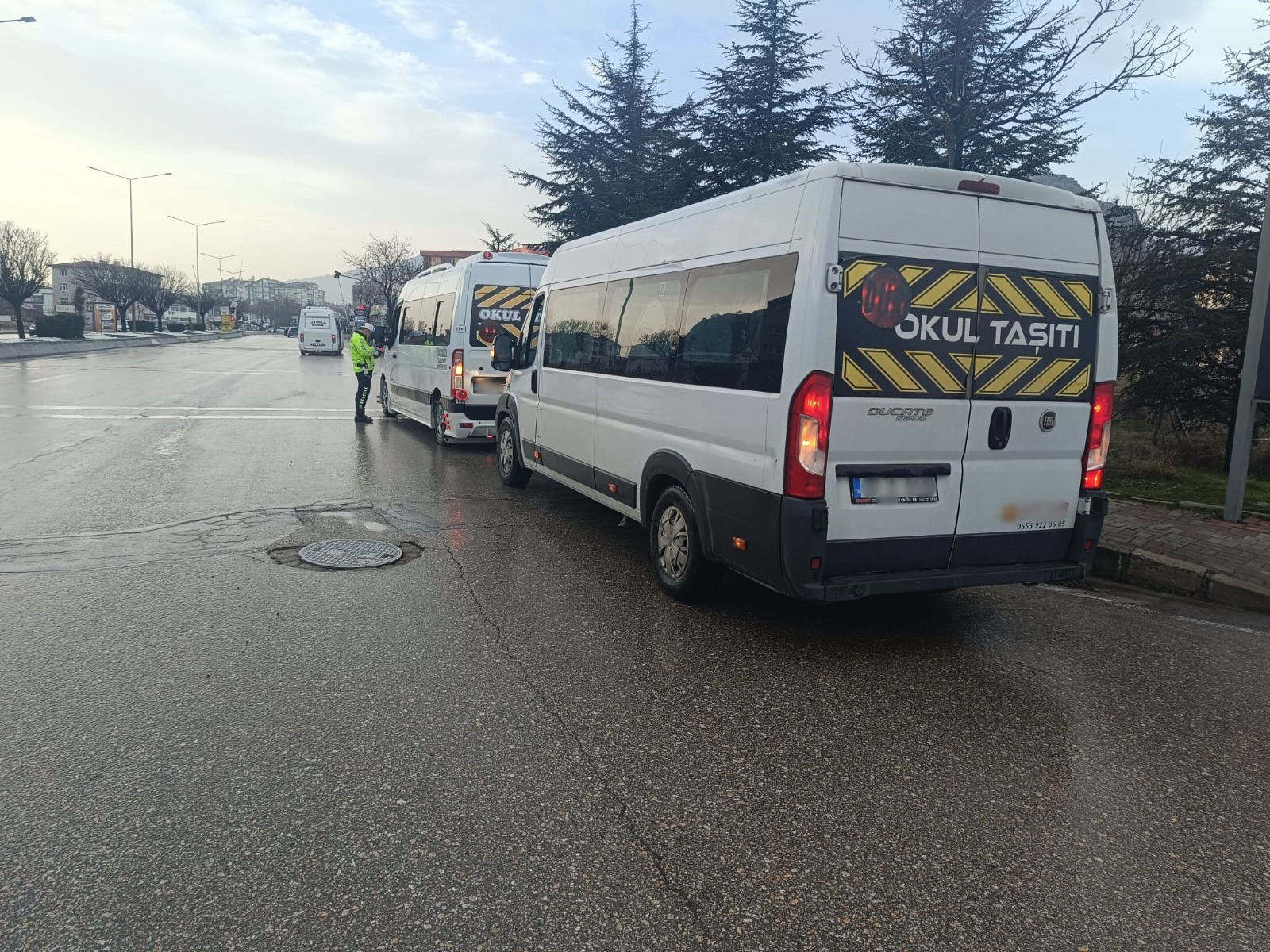 Emniyetten Okul Servislerine Sıkı Denetim: 118 Araç Kontrol Edildi