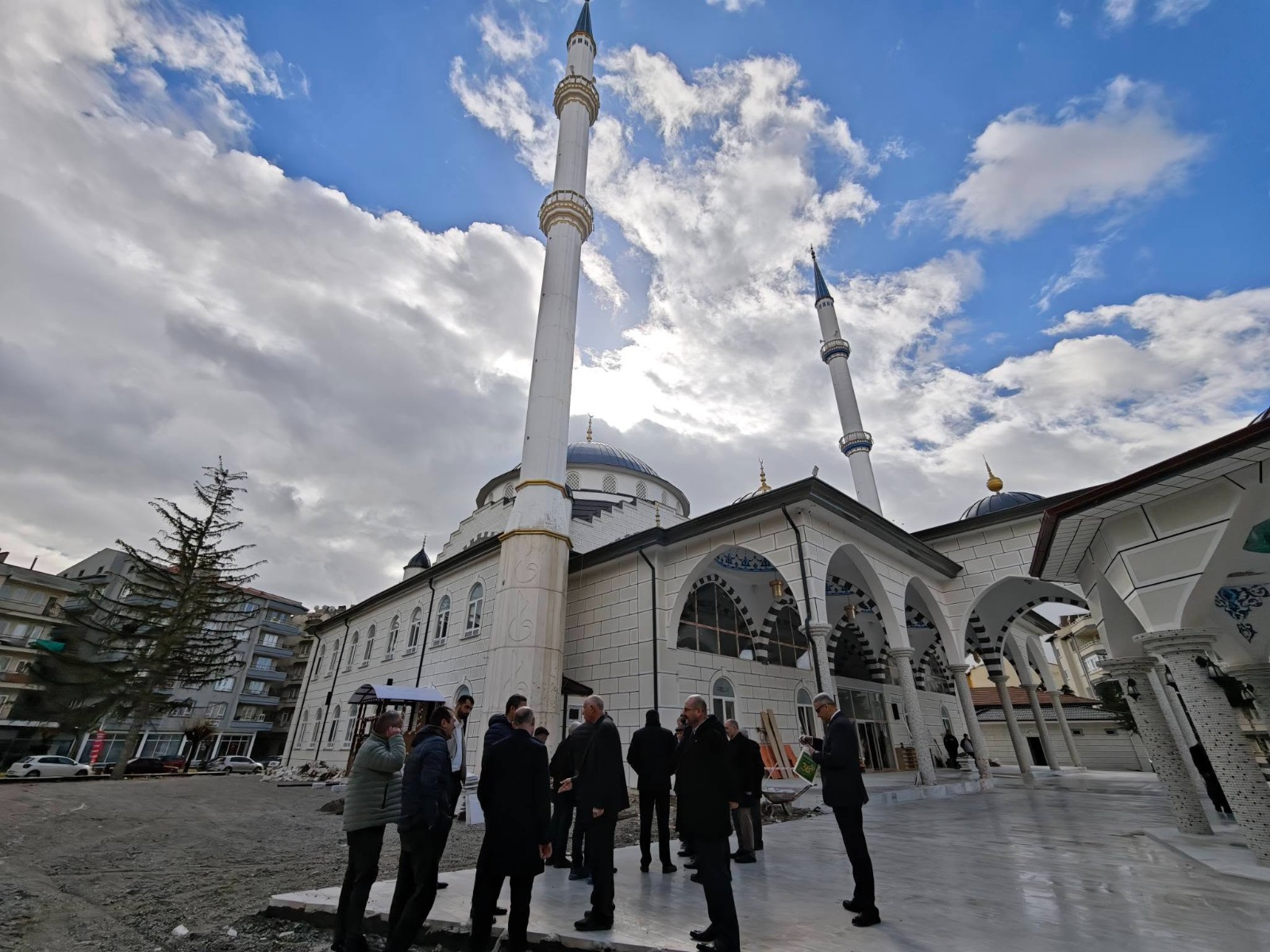 Milletvekili Arslan’dan Sandıklı’da Geniş Kapsamlı Ziyaret