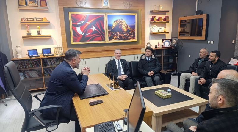 Yeniden Refah Partisi Heyeti’nden Muhtarlar Derneği’ne Ziyaret